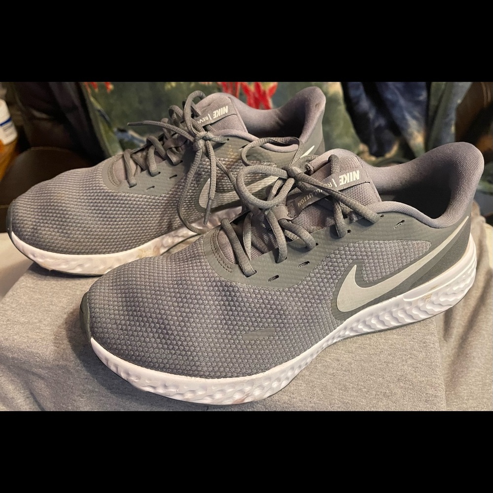 Nike shoes
